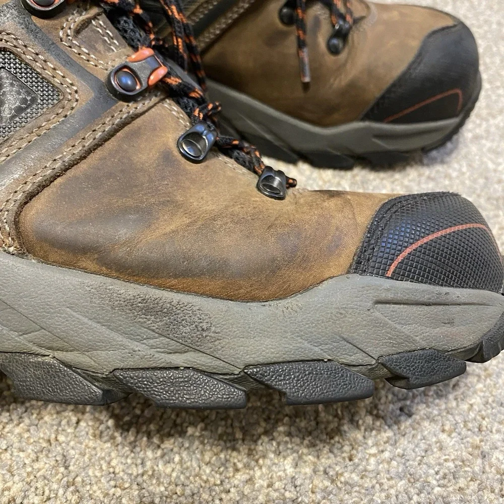 Irish Setter Work Boots Men Size 9 Crosby 6 Inch CSA Safety Toe Waterproof
